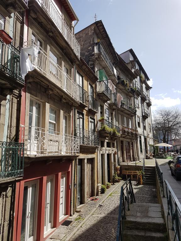 Aposentus - St Francisco Apartment ポルト エクステリア 写真
